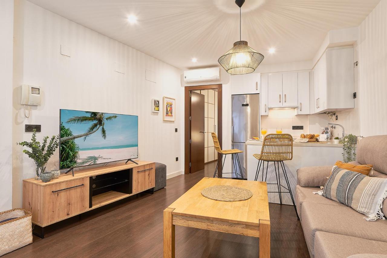 Sunset Apartment - City Center Малага Экстерьер фото